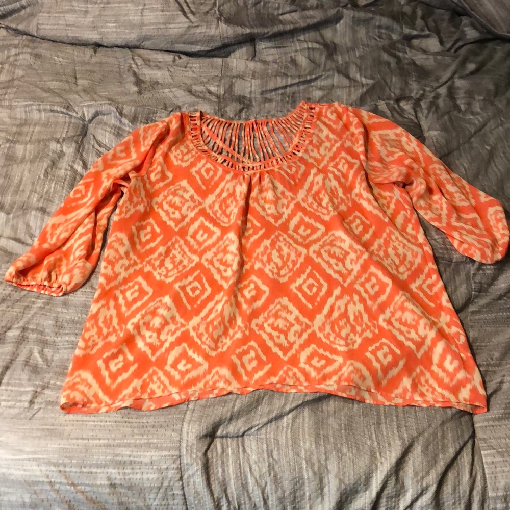 Womens XL top.